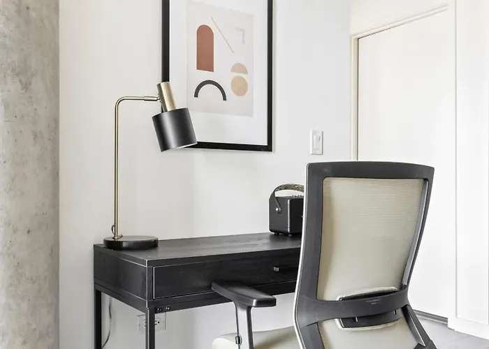 West Loop 1br W Wd Gym Lounge Nr L Chi-780 Chicago