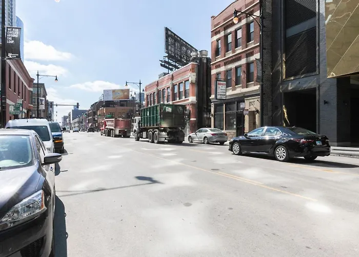 West Loop 1br W Wd Gym Lounge Nr L Chi-780 Chicago